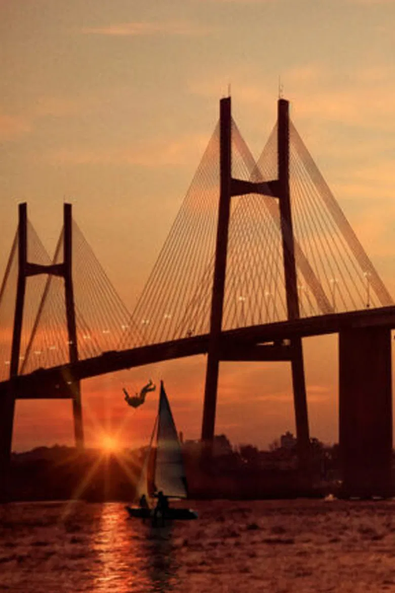 Los amantes que no sabían demasiado poster background