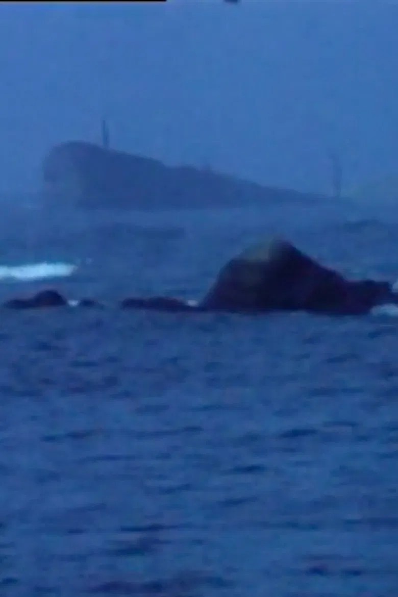 The tide was black poster background