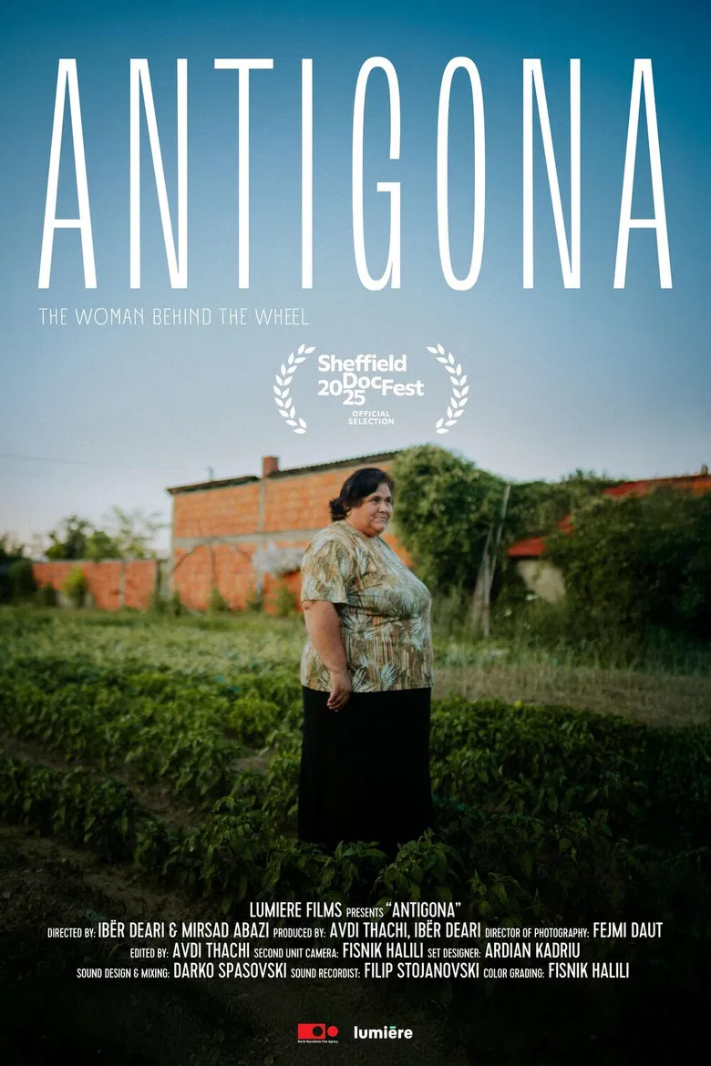 Antigona poster background
