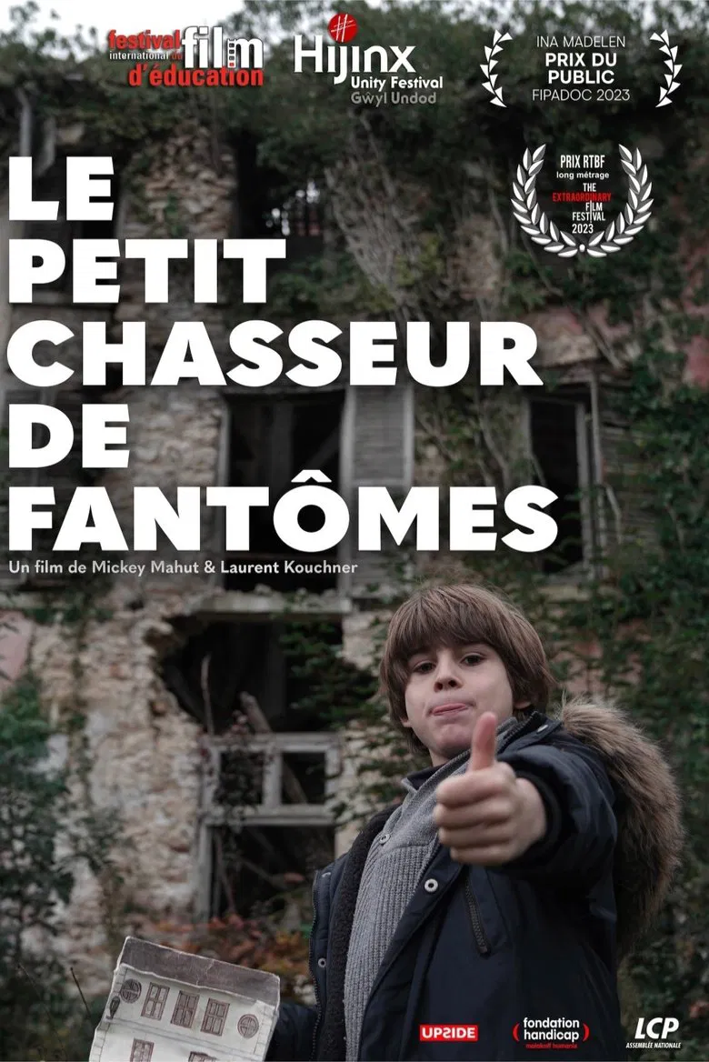 Autisme : le petit chasseur de fantômes poster background