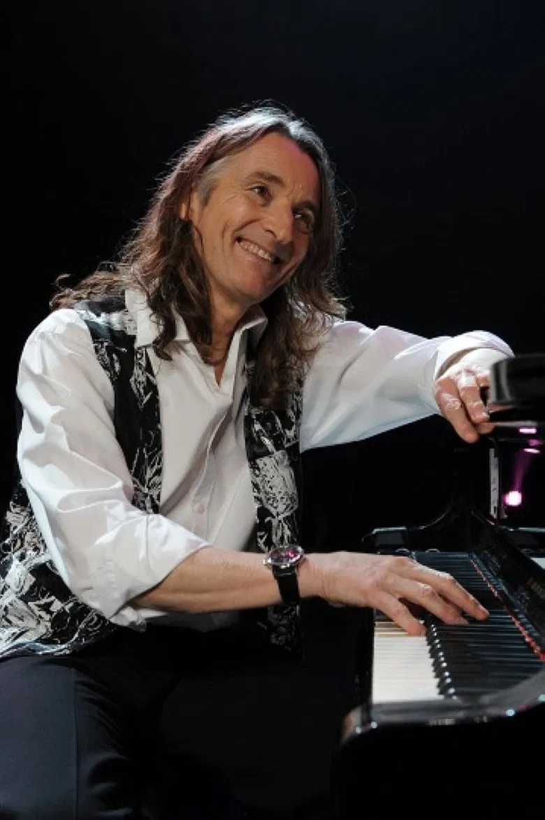 Roger Hodgson: Live in Bulgaria poster background