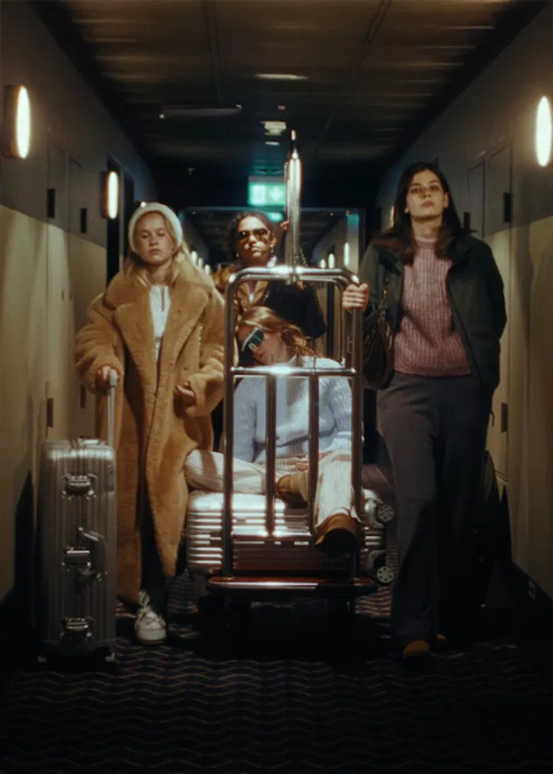 Off-piste poster background