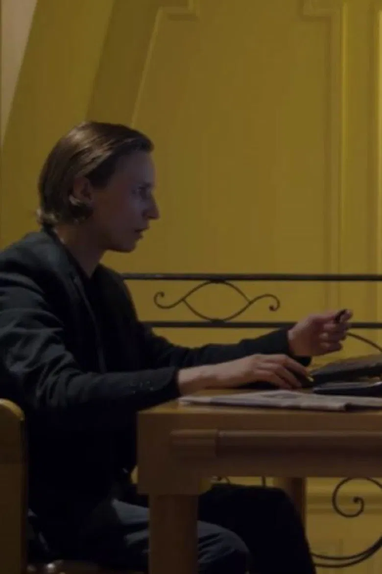 Lanceur d'Alerte poster background