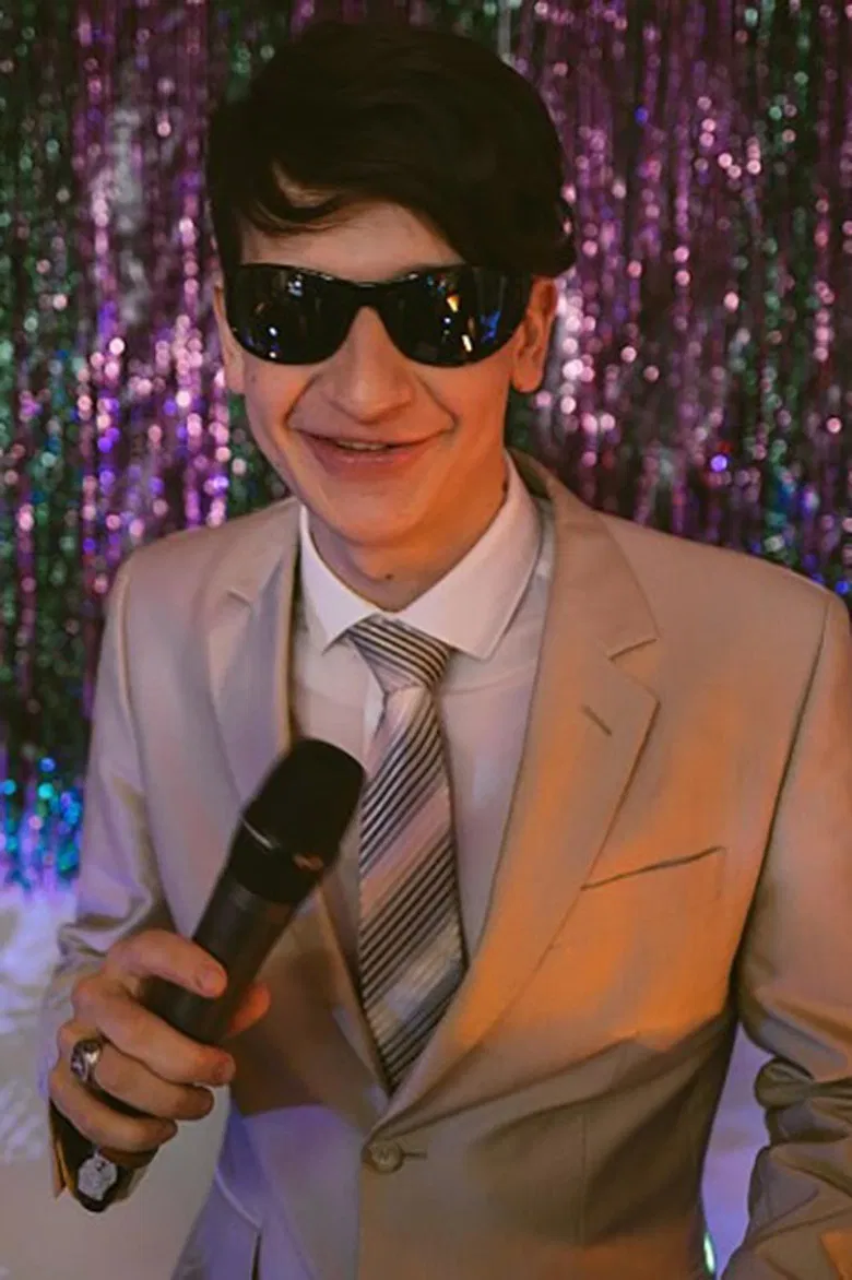 Караokko poster background