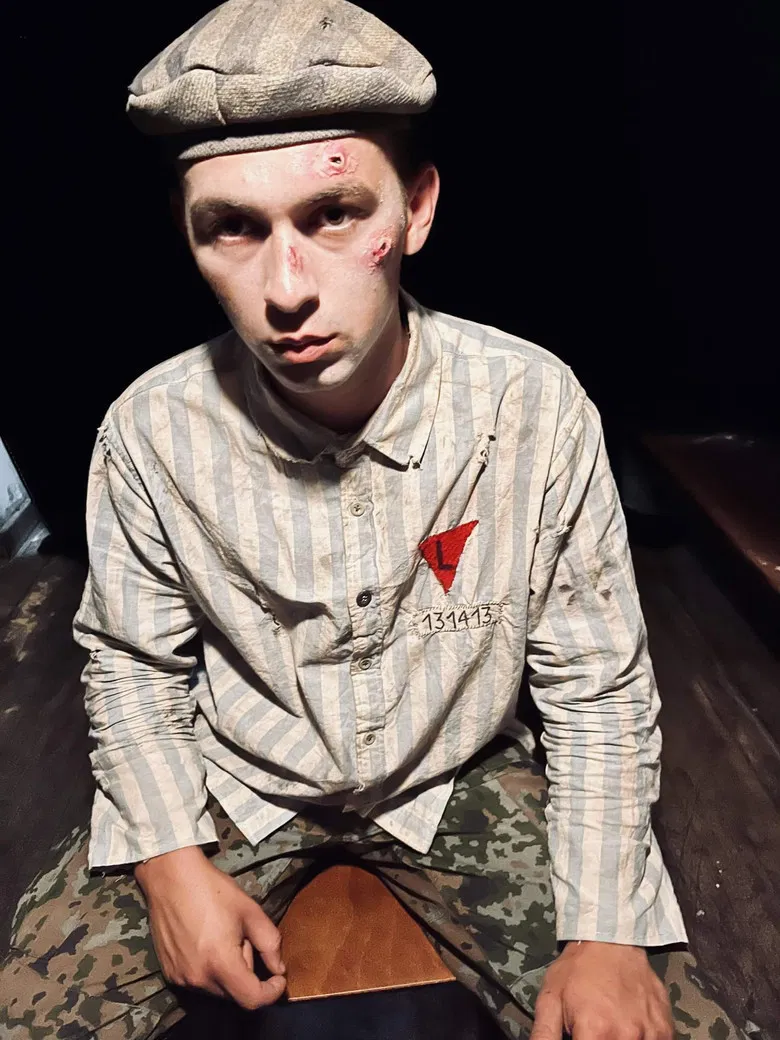 De Bäcker a säi Radio poster background