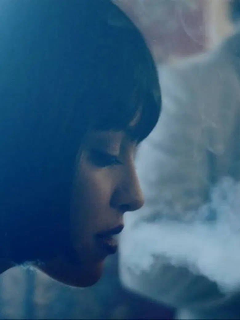 Lola and Dallas poster background