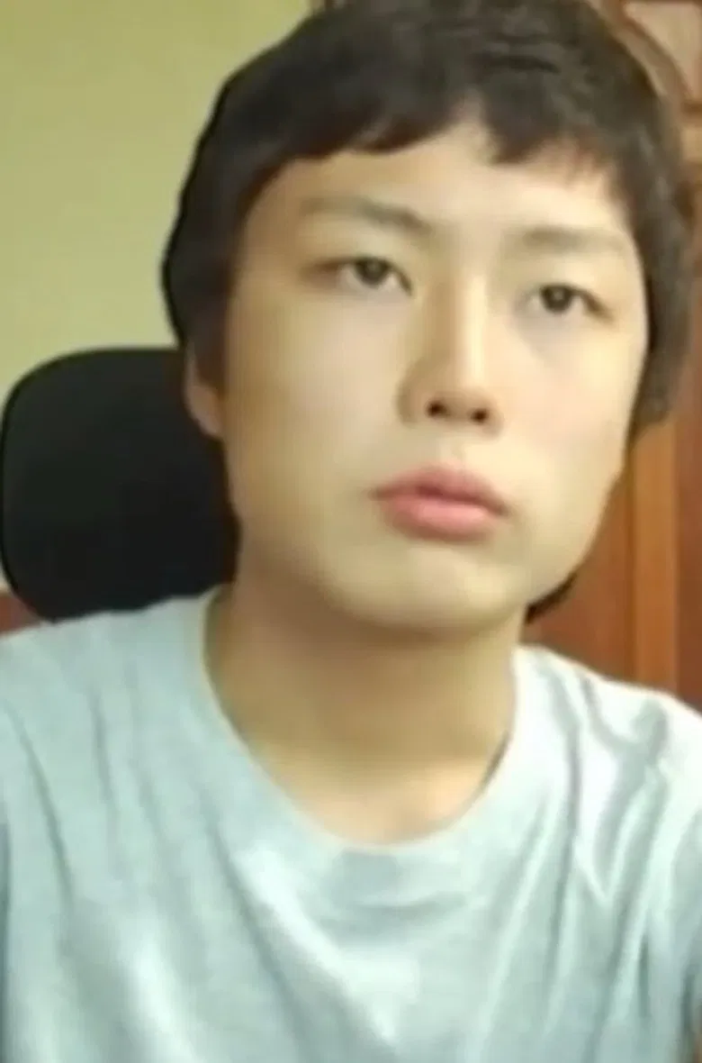 How to Cook Ramen Deliciously poster background