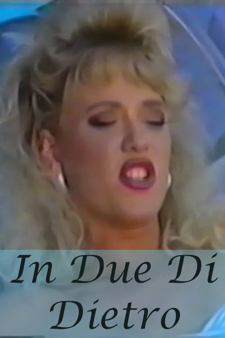 In Due Di Dietro poster background