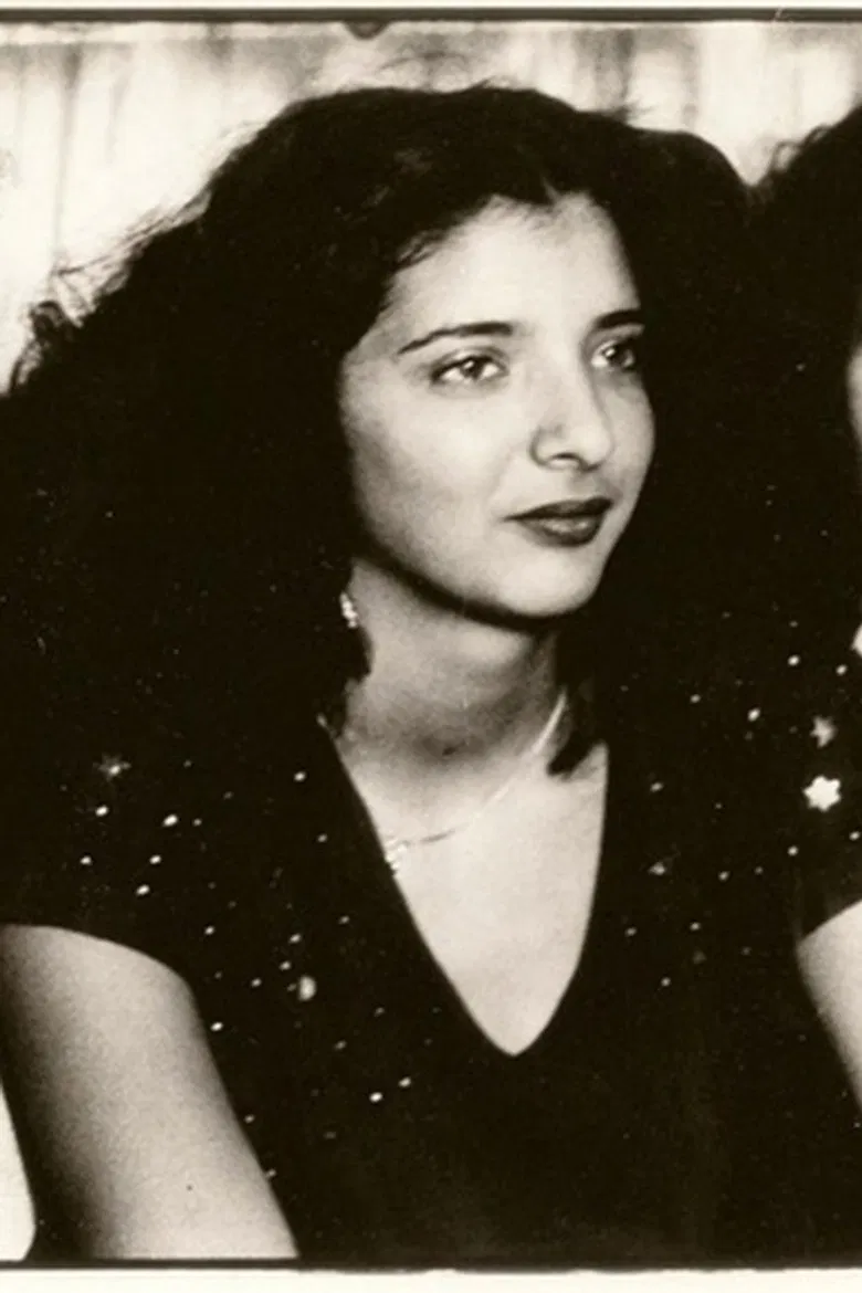 Schimpft uns nicht Zigeuner! poster background