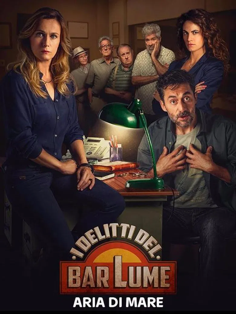 I delitti del BarLume - Aria di mare poster background