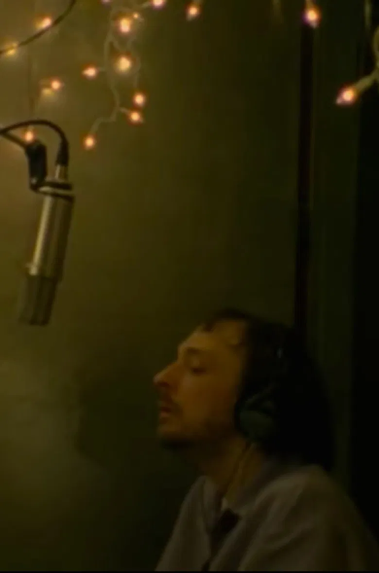 The Foxx and Little Vic poster background