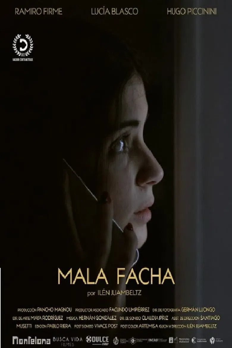 Mala facha poster background