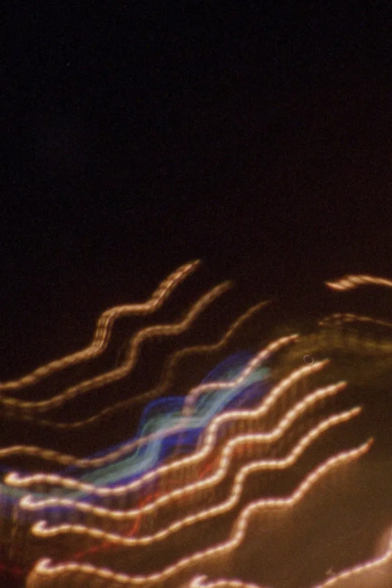 Más fuerte poster background