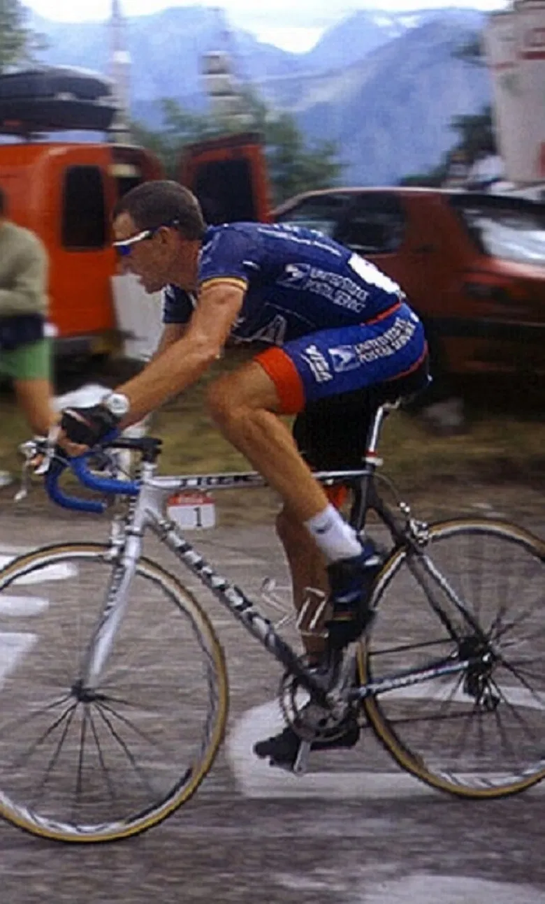 Road to Paris poster background